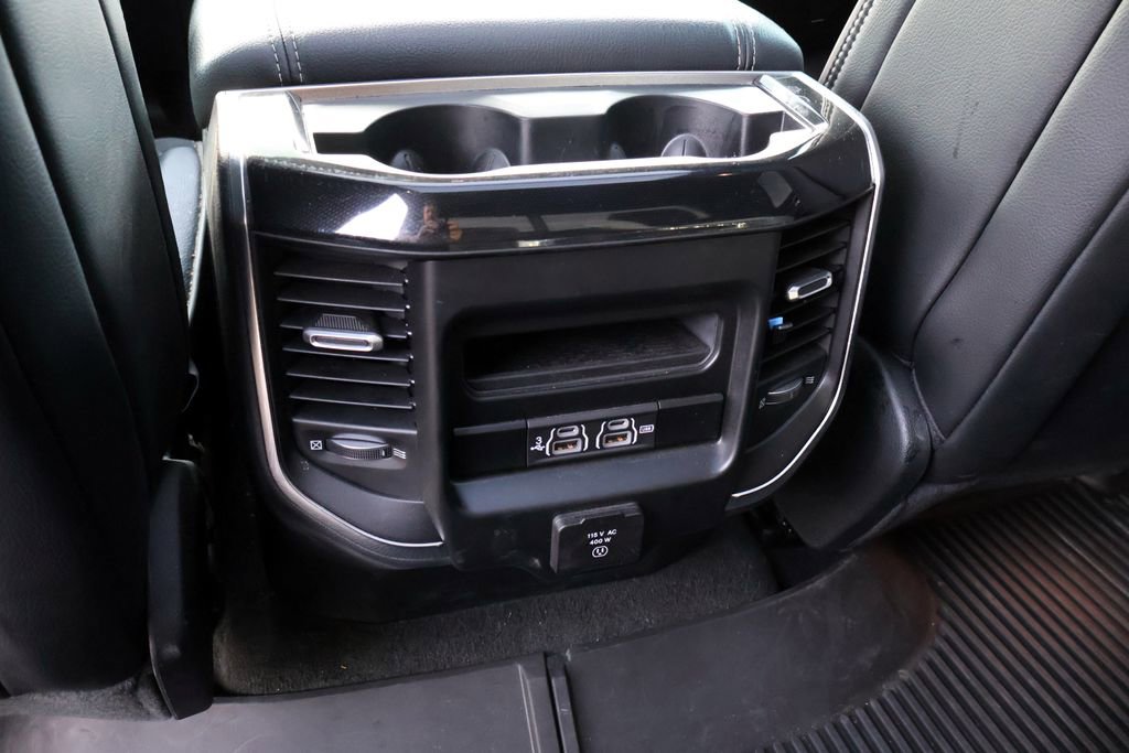 Used 2020 RAM 1500 Laramie AWD/4WD image 30