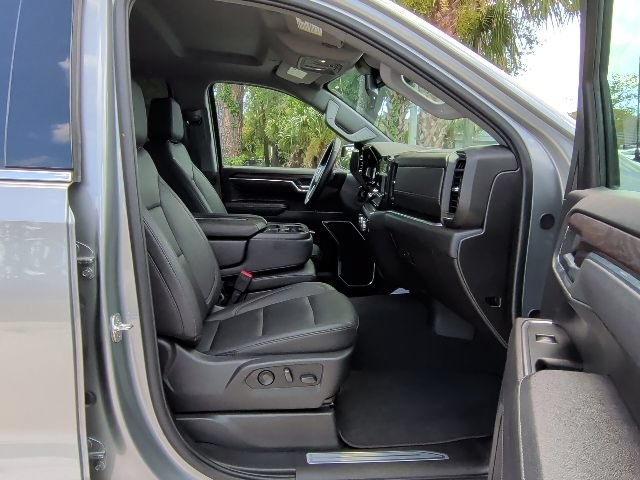 Used 2026 GMC Sierra 1500 SLT AWD/4WD image 18
