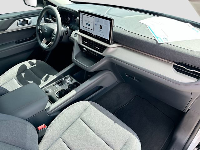 Certified 2026 Ford Explorer Active RWD image 27