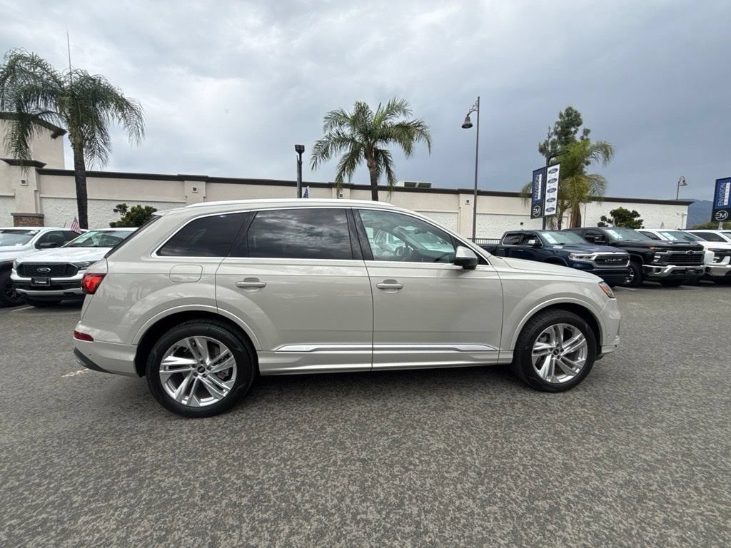 Used 2021 Audi Q7 2.0T Premium Plus w/ Premium Plus Package AWD/4WD image 14