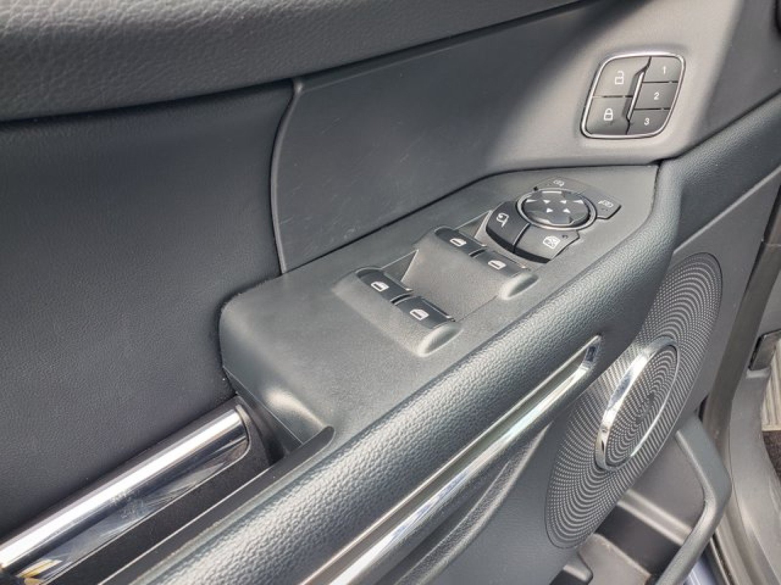 Certified 2023 Ford Expedition XLT RWD image 15