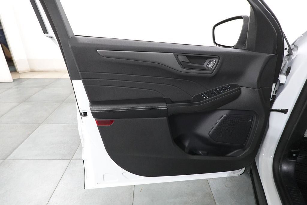 Certified 2024 Ford Escape Active AWD/4WD image 21