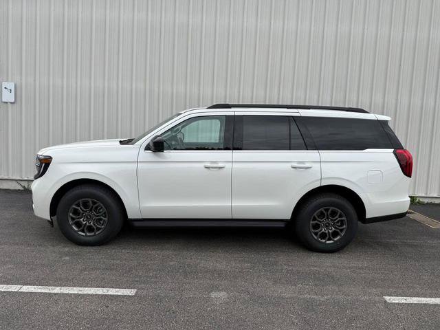 Certified 2025 Ford Expedition Active AWD/4WD image 2