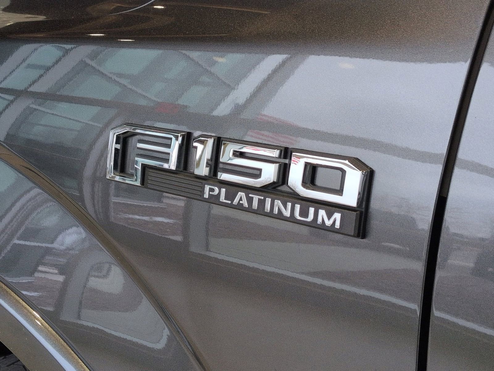 Certified 2018 Ford F150 Platinum w/ Technology Package AWD/4WD image 15