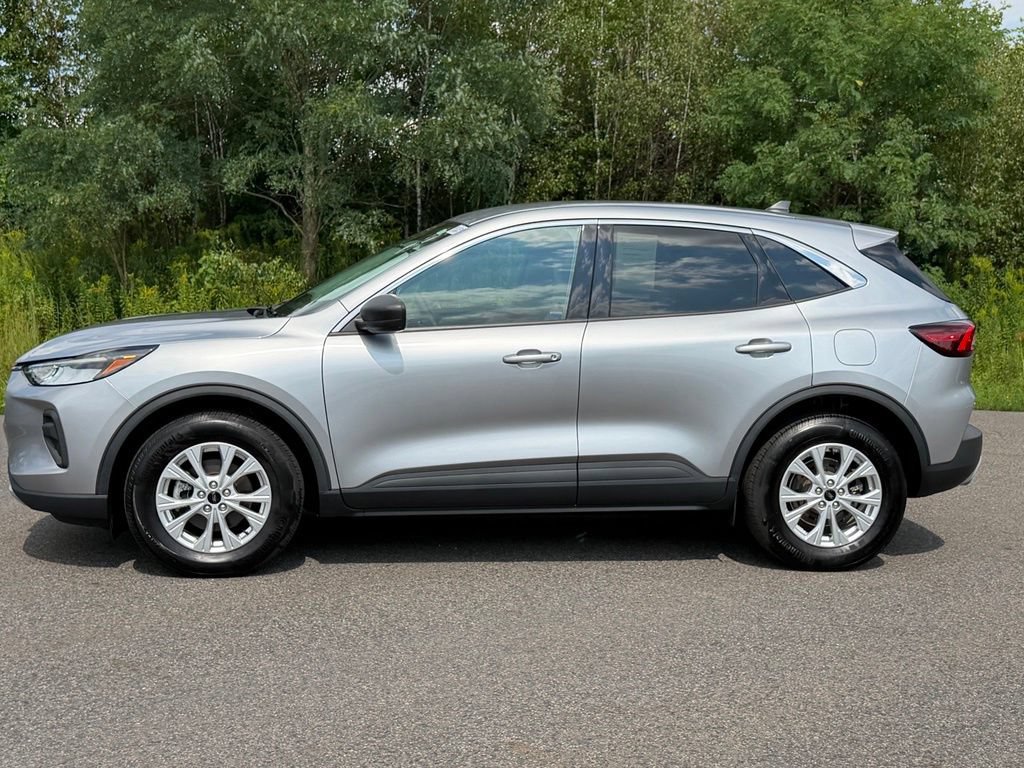 Certified 2023 Ford Escape Active AWD/4WD image 29