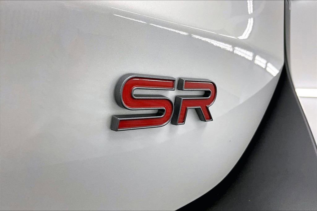 Used 2025 Nissan Kicks SR FWD image 10