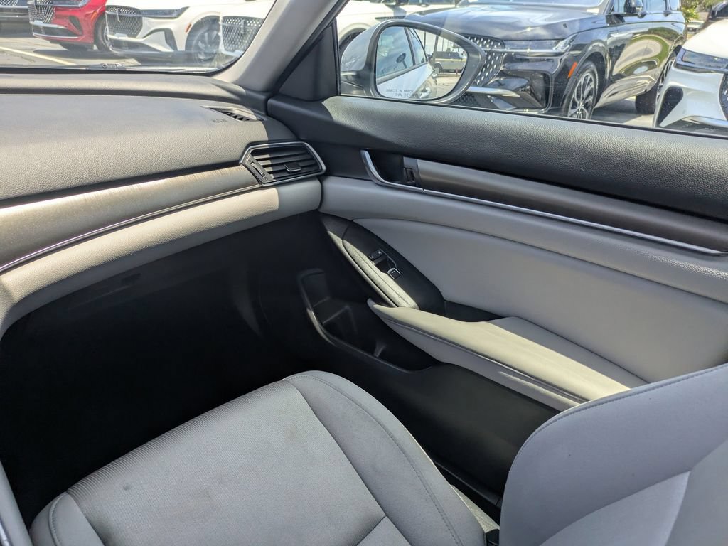 Used 2019 Honda Accord LX image 17