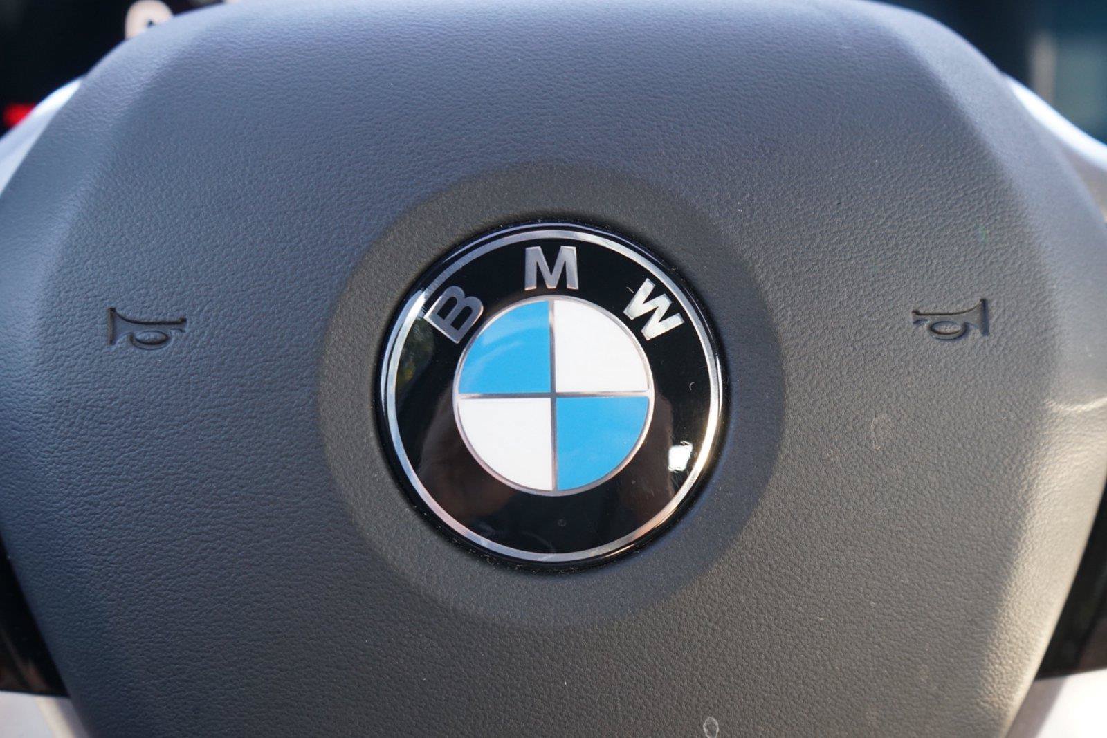 Used 2026 BMW 330i xDrive Sedan AWD/4WD image 15