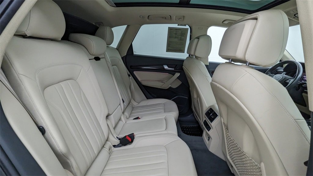 Used 2019 Audi Q5 Prestige w/ Prestige Package image 36
