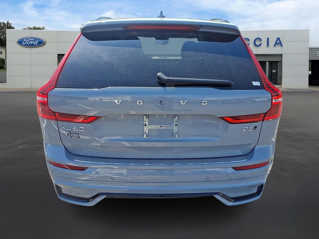Used 2024 Volvo XC60 B5 Plus w/ Protection Package Premier AWD/4WD image 4