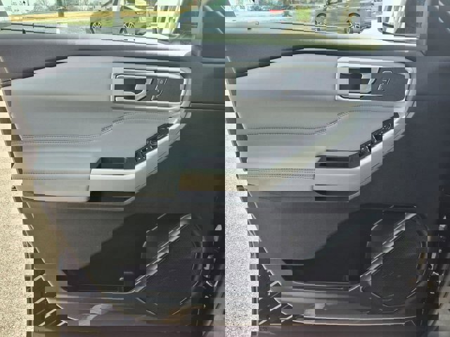 Certified 2023 Ford Explorer XLT w/ Equipment Group 202A image 21