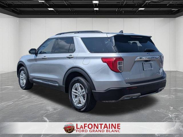 Certified 2023 Ford Explorer XLT w/ Equipment Group 202A AWD/4WD image 3