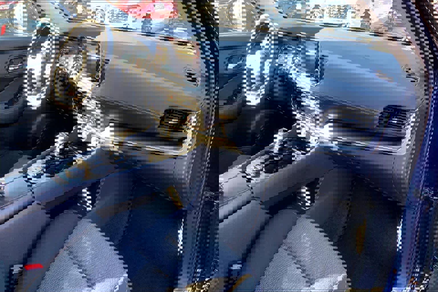 Used 2024 Nissan Rogue SV image 17