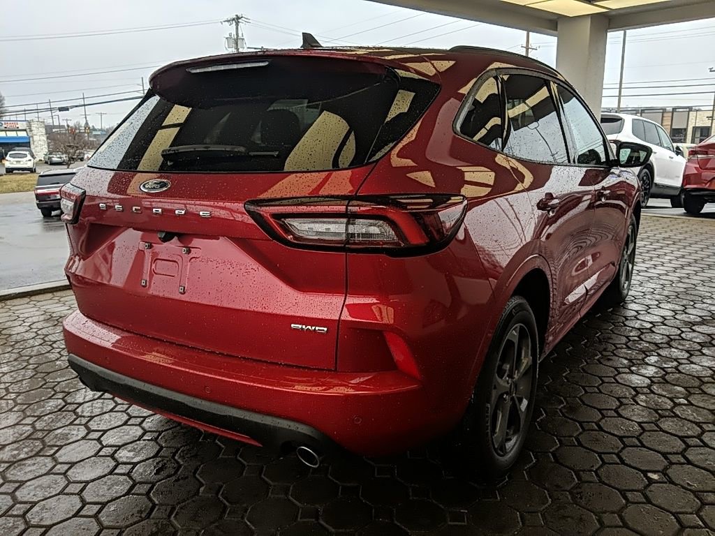 Certified 2024 Ford Escape ST-Line w/ Tech Pack #1 image 5