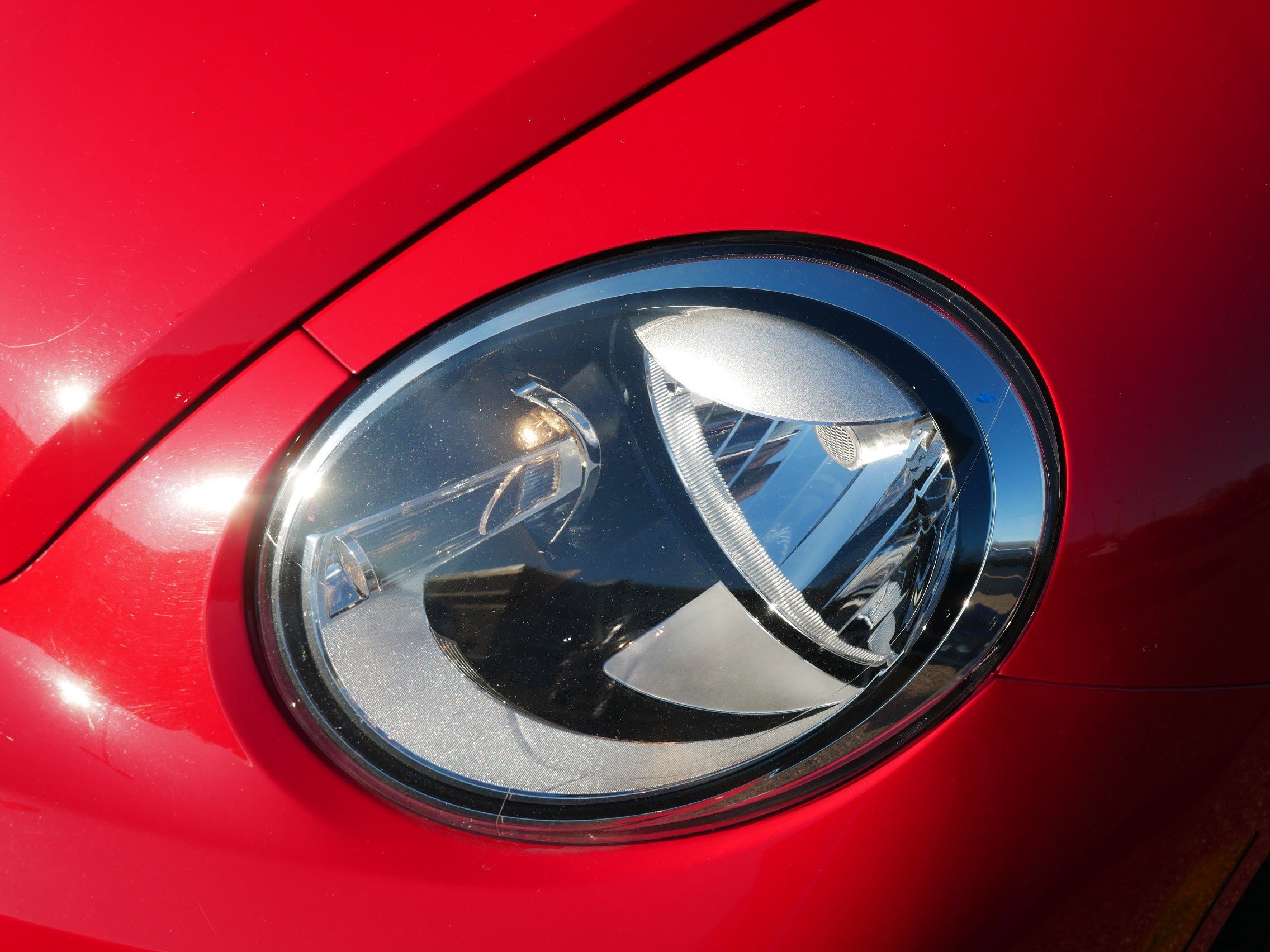 Used 2019 Volkswagen Beetle 2.0T Final Edition SEL image 16