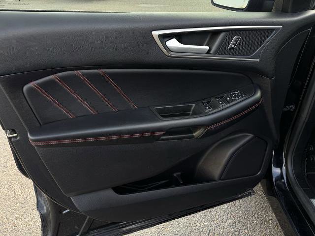 Certified 2022 Ford Edge ST-Line image 13