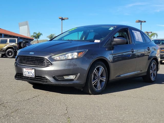 Certified 2018 Ford Focus SE w/ SE Appearance Package image 5
