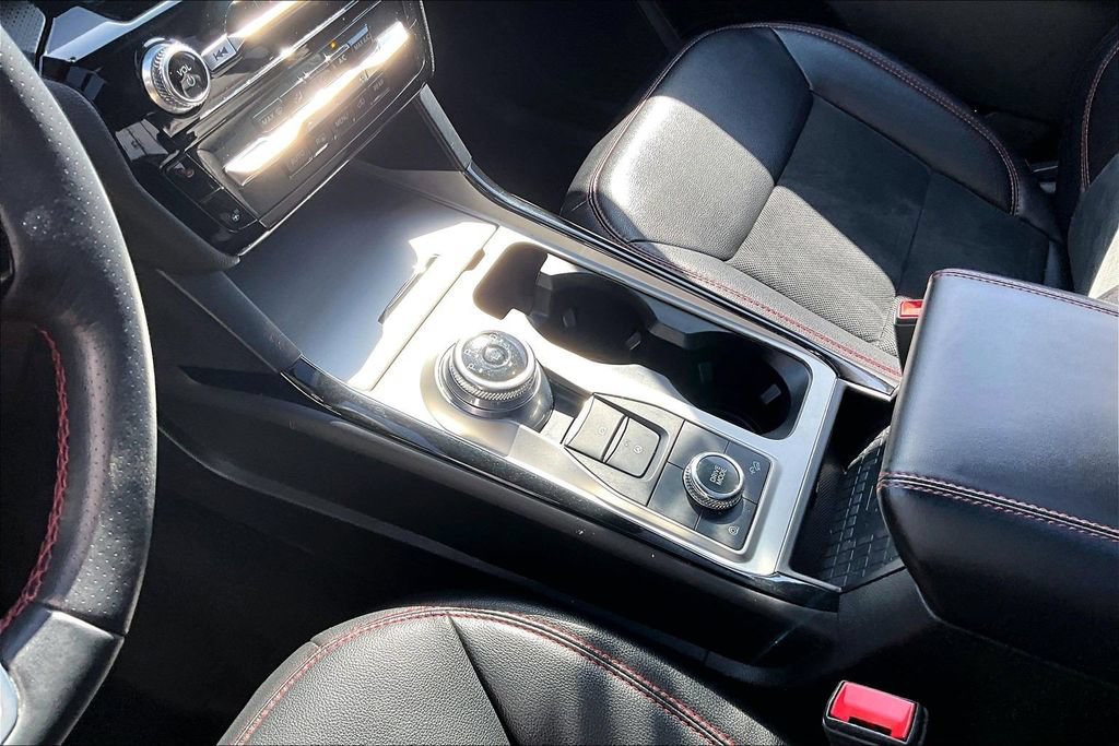 Certified 2023 Ford Explorer ST-Line AWD/4WD image 16