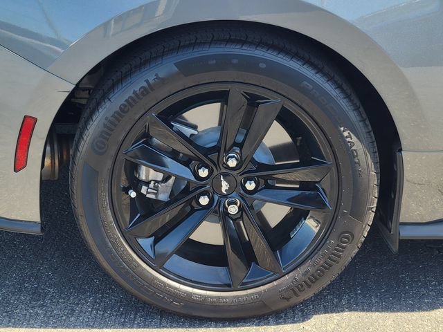 Certified 2025 Ford Mustang GT RWD image 5