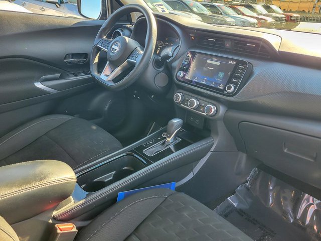 Used 2023 Nissan Kicks SV image 29
