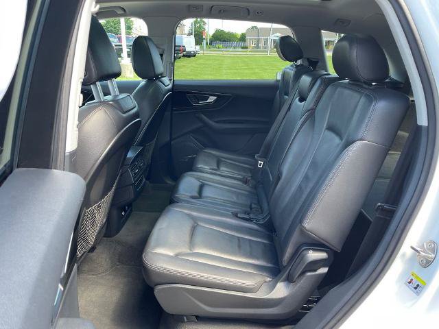 Used 2019 Audi Q7 3.0T Premium Plus AWD/4WD image 11