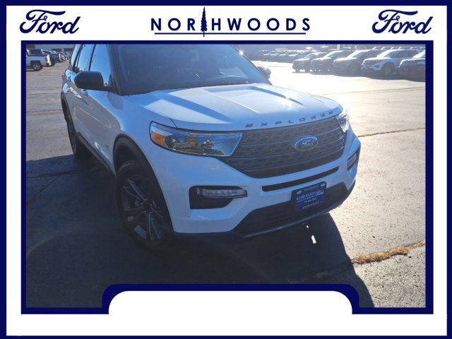 Certified 2024 Ford Explorer XLT w/ Equipment Group 202A