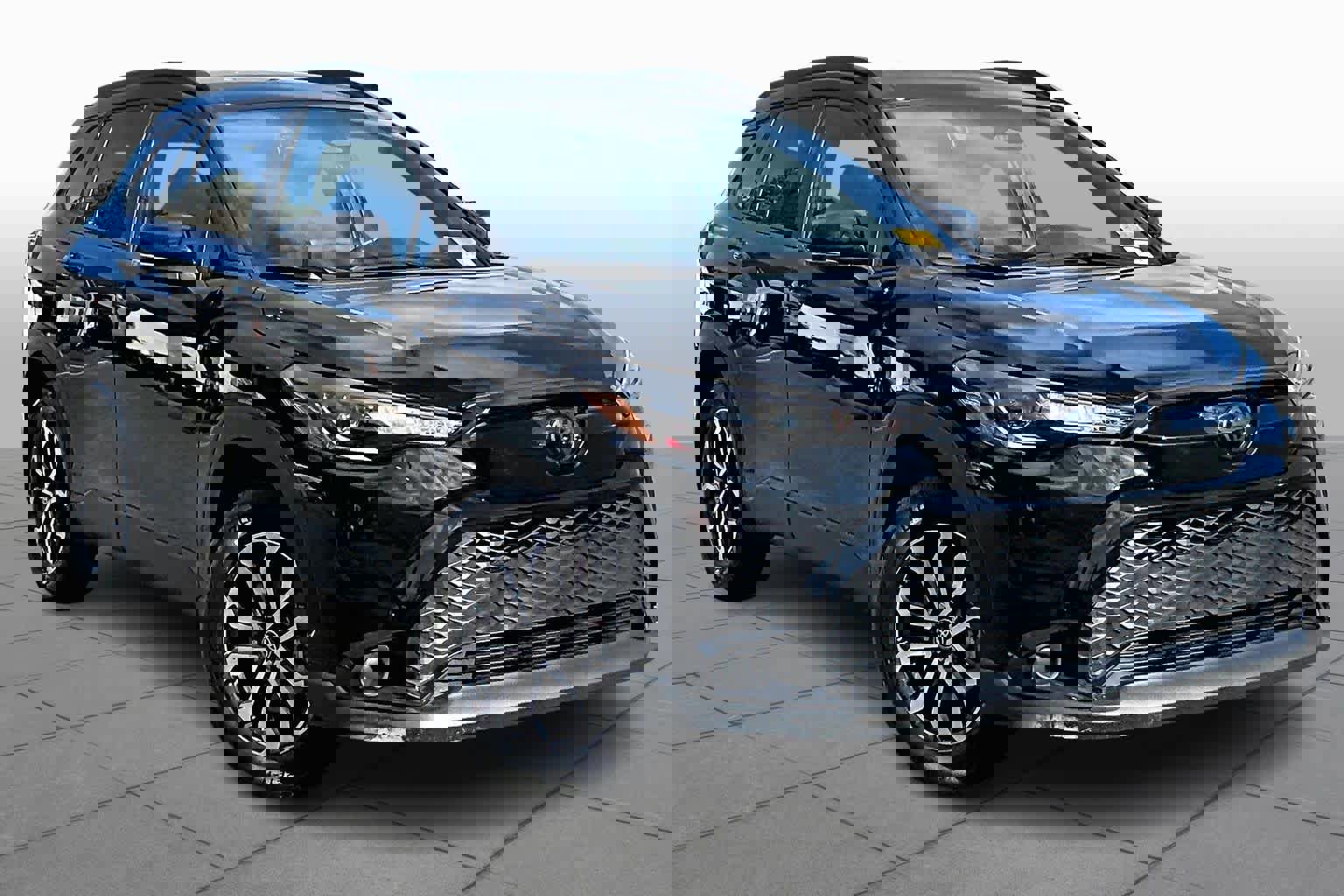 Used 2024 Toyota Corolla Cross SE image 5