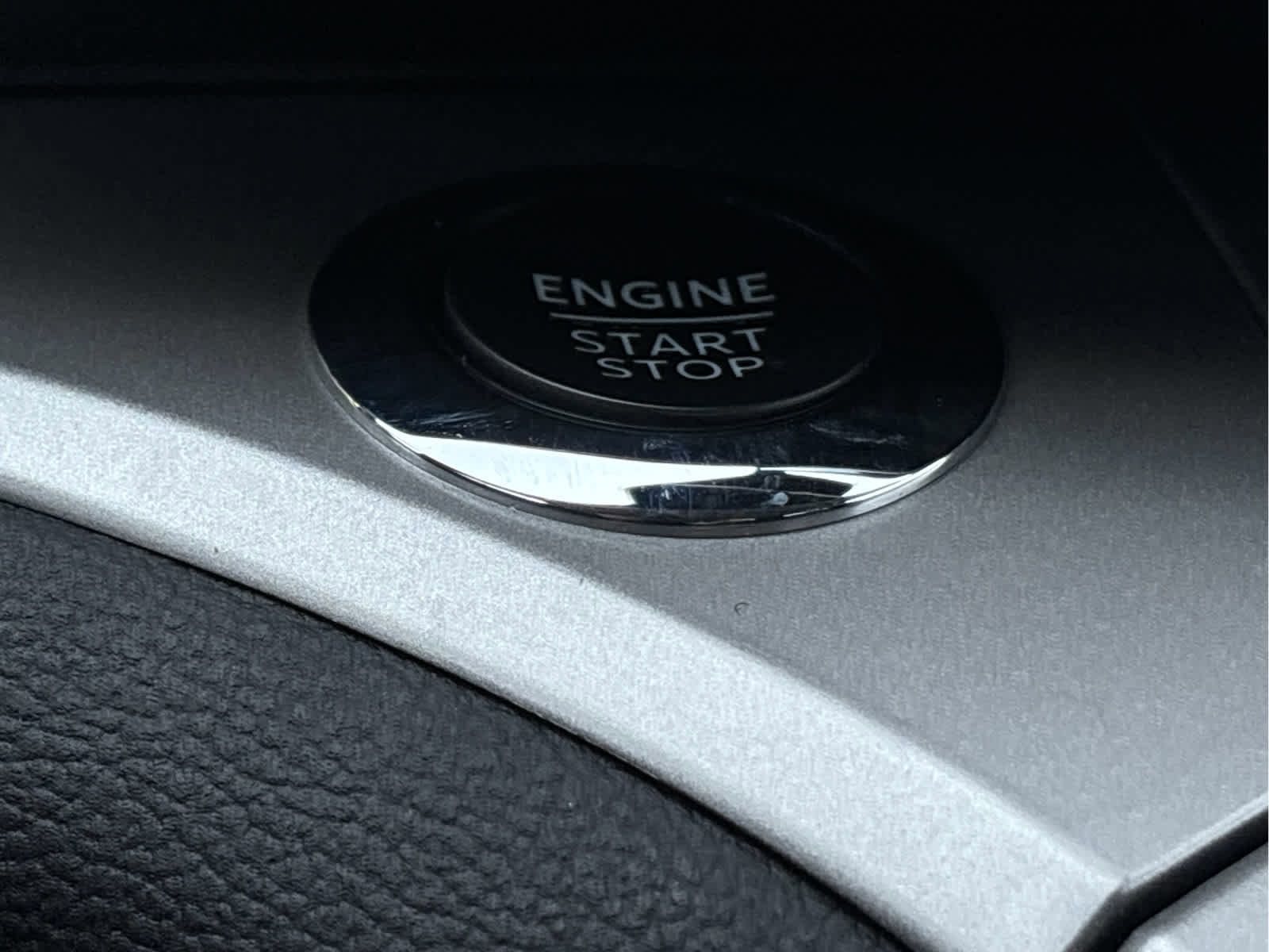 Certified 2022 Ford Explorer XLT image 26