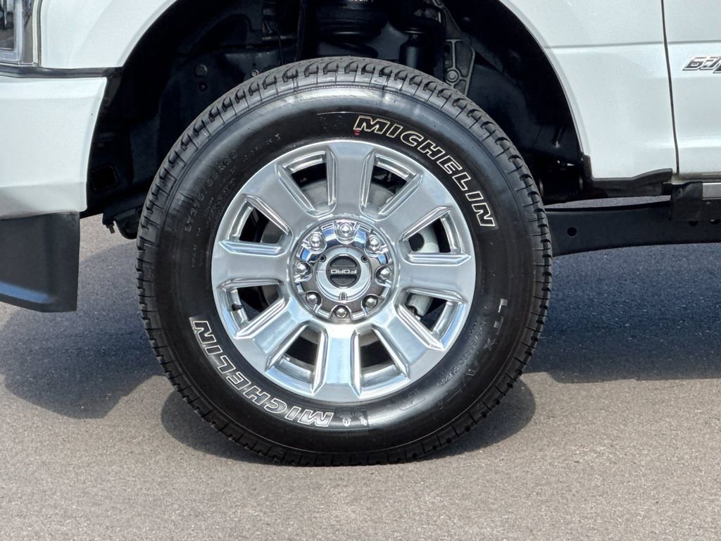 Certified 2020 Ford F250 Platinum w/ FX4 Off-Road Package image 24