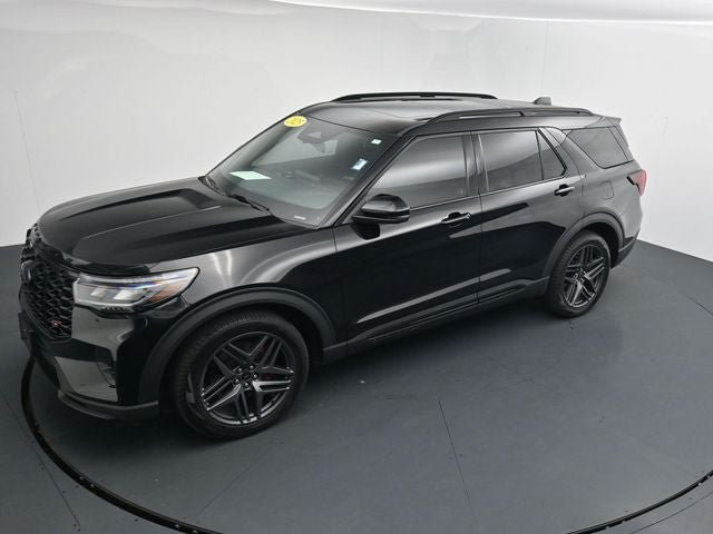 Certified 2025 Ford Explorer ST AWD/4WD image 28