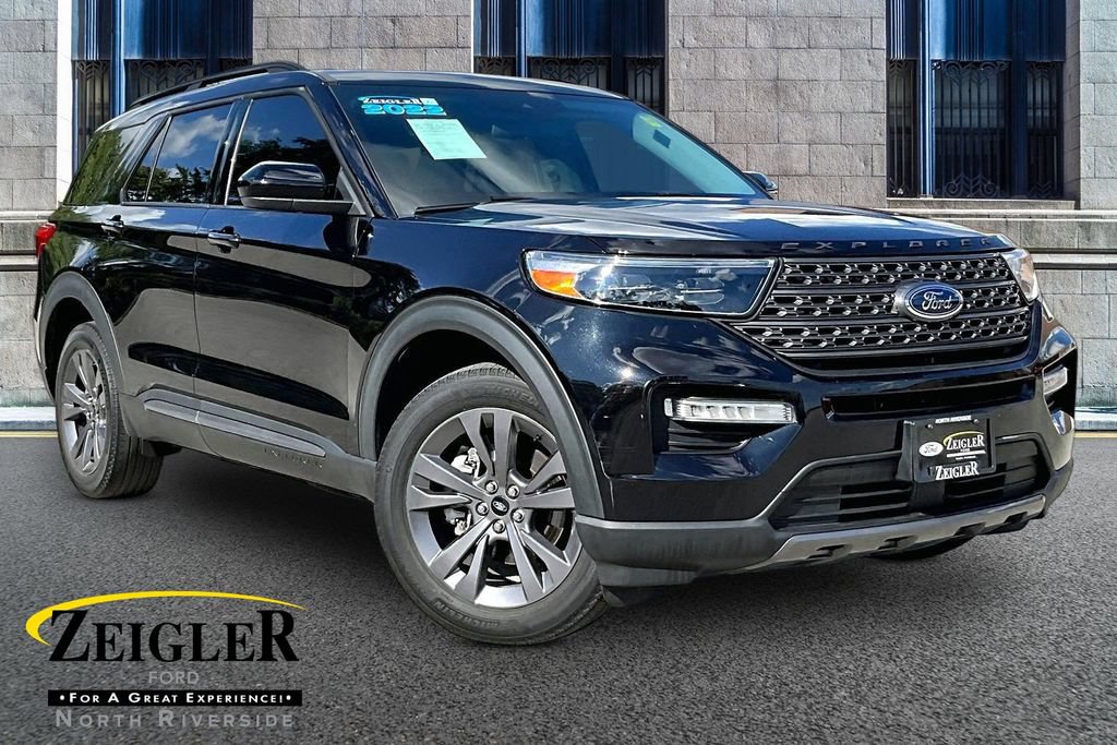Certified 2022 Ford Explorer XLT w/ Equipment Group 202A AWD/4WD image 1