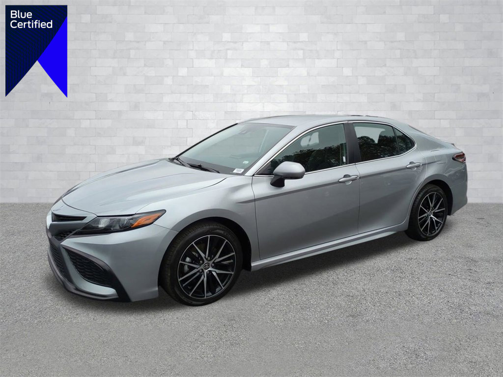 Used 2024 Toyota Camry SE