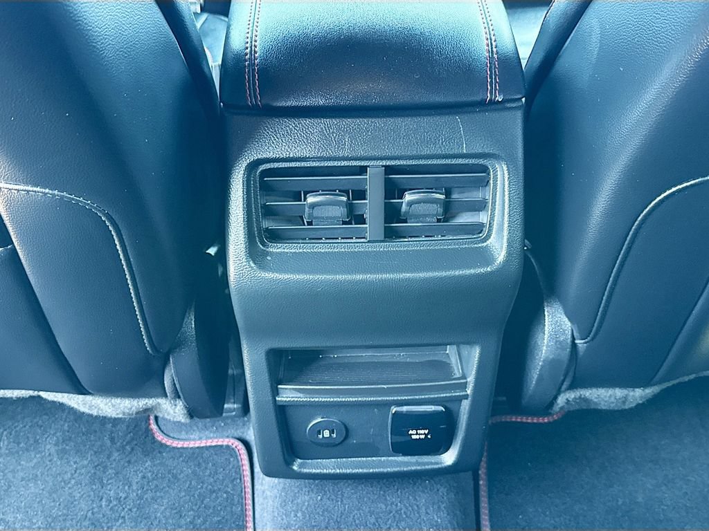 Certified 2024 Ford Edge ST-Line AWD/4WD image 27