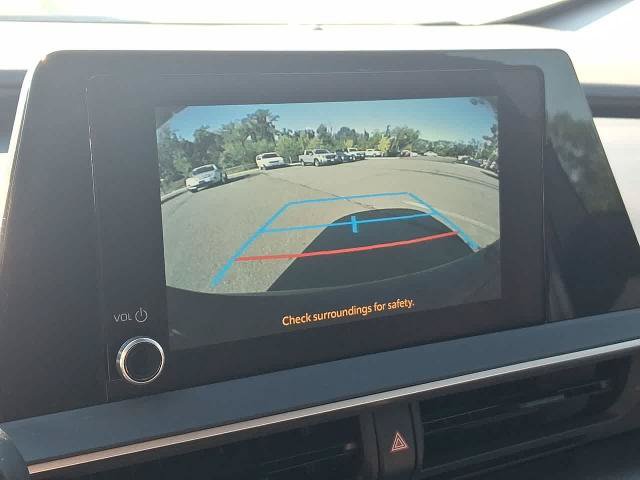 Used 2023 Toyota Prius LE FWD image 21