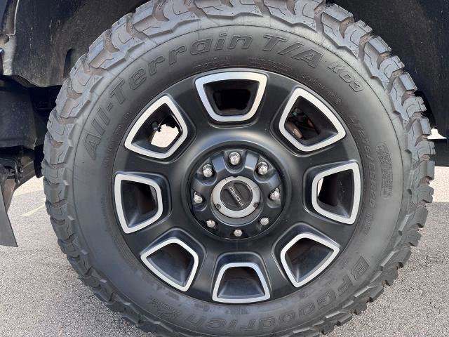 Certified 2024 Ford F250 Platinum w/ FX4 Off-Road Package AWD/4WD image 9