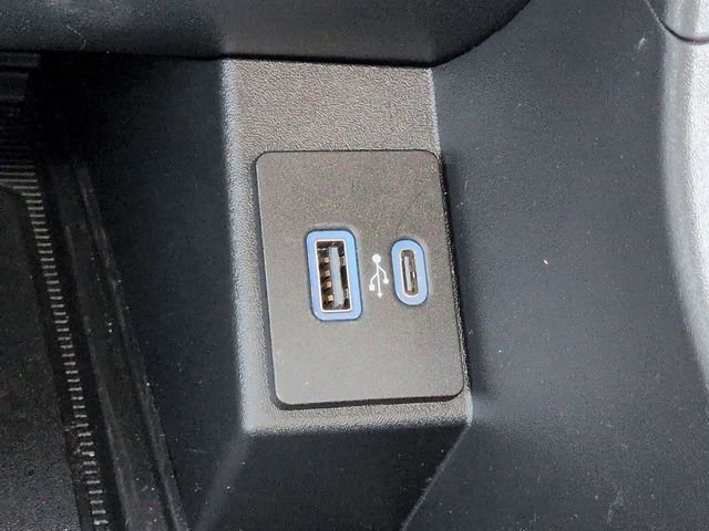 Certified 2024 Ford Edge Titanium w/ Titanium Elite Package image 23