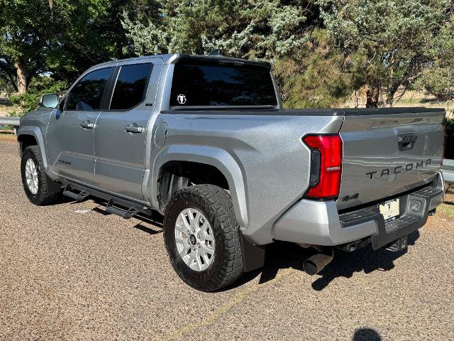 Used 2024 Toyota Tacoma SR5 AWD/4WD image 8