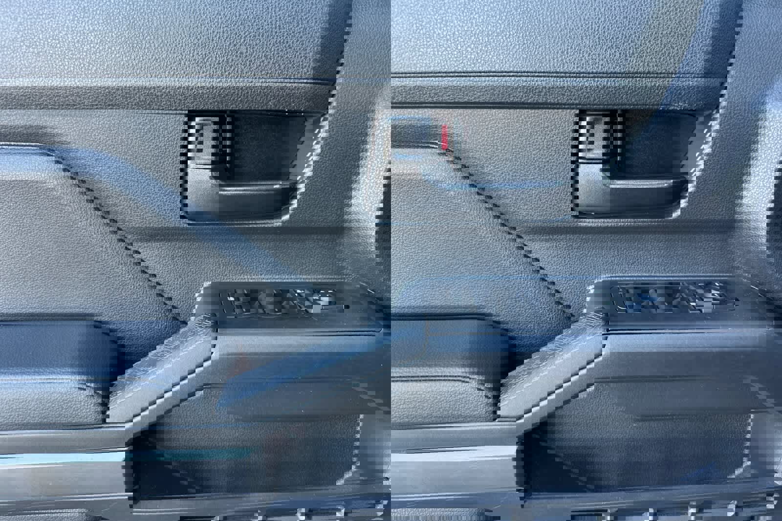 Used 2024 Toyota Tacoma SR5 image 12