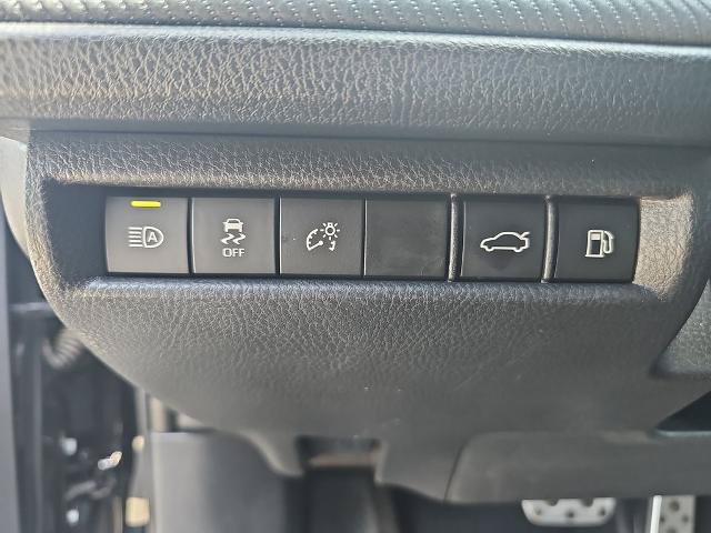 Used 2025 Toyota Camry SE FWD image 24