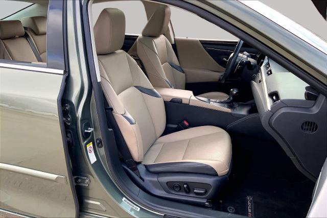 Used 2019 Lexus ES 350 w/ Premium Package FWD image 9