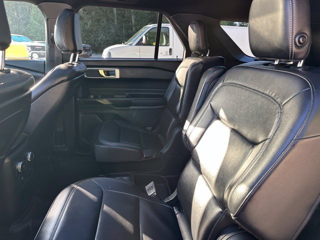 Certified 2020 Ford Explorer XLT w/ Equipment Group 202A AWD/4WD image 20