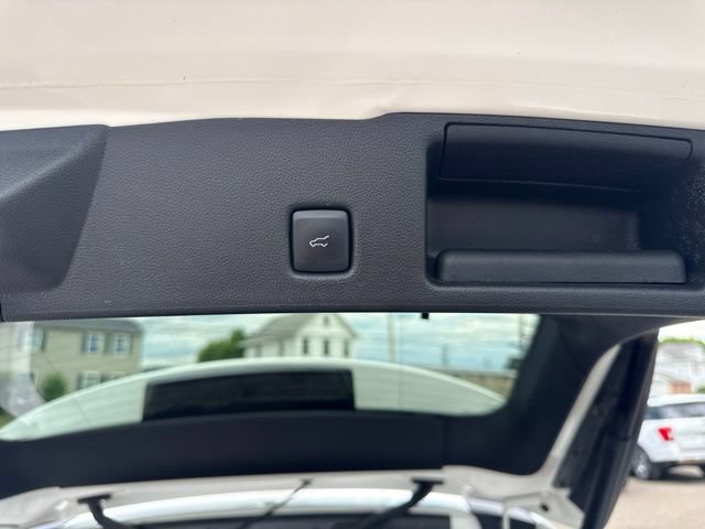 Certified 2023 Ford Escape Platinum AWD/4WD image 44