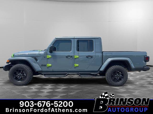 Used 2025 Jeep Gladiator Sport AWD/4WD image 8