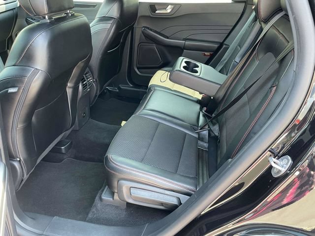 Certified 2025 Ford Escape ST-Line FWD image 19