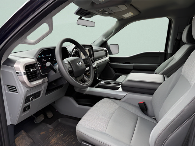 Certified 2022 Ford F150 XLT w/ Trailer Tow Package AWD/4WD image 4