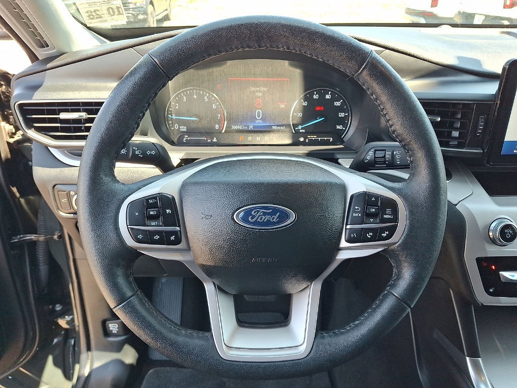 Certified 2023 Ford Explorer XLT w/ Equipment Group 202A AWD/4WD image 22