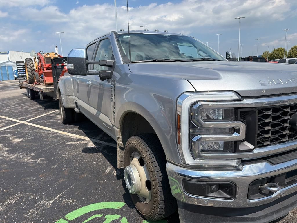 Certified 2024 Ford F350 Lariat w/ Lariat Ultimate Package AWD/4WD image 1
