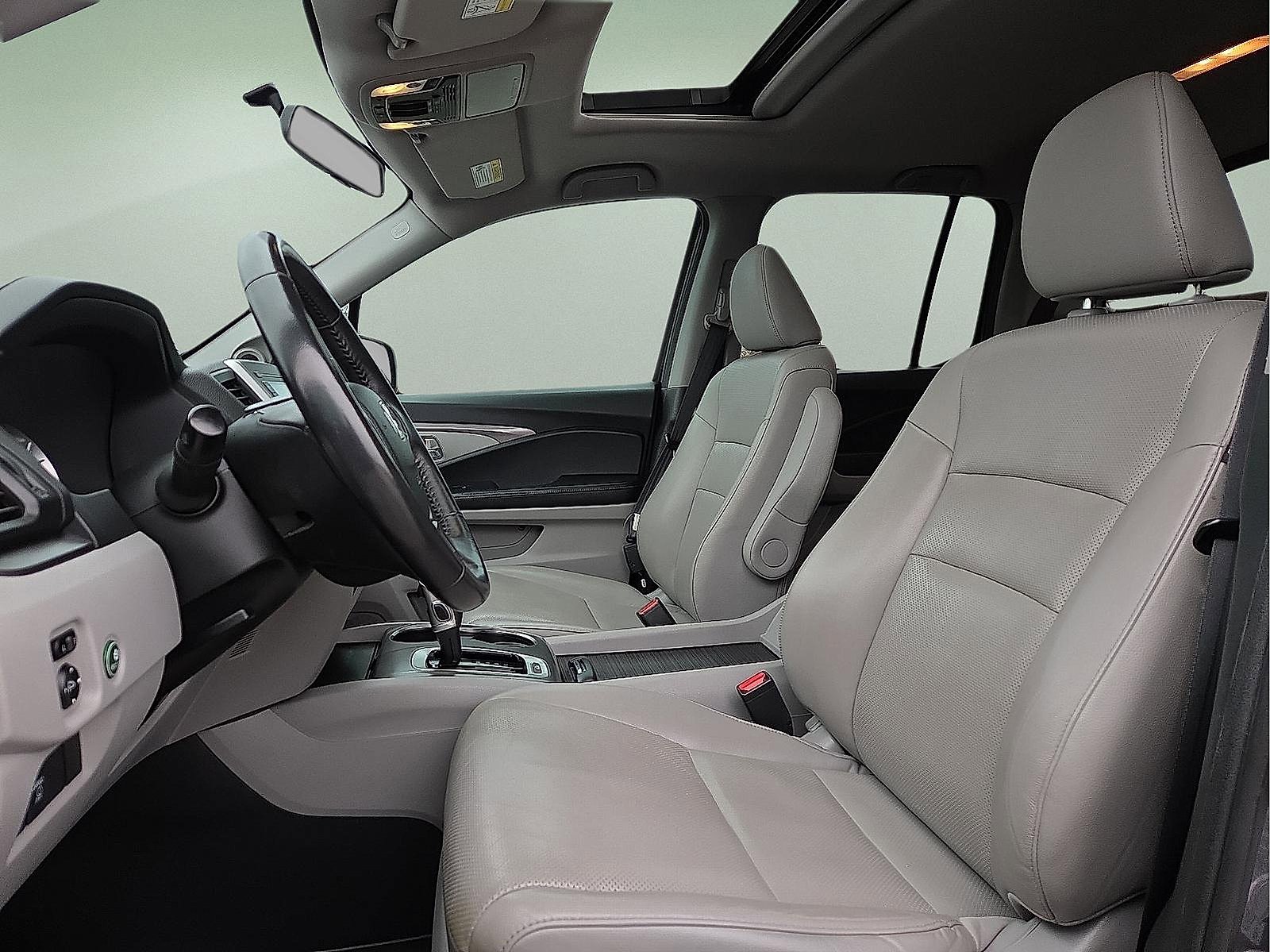 Used 2019 Honda Ridgeline RTL image 14