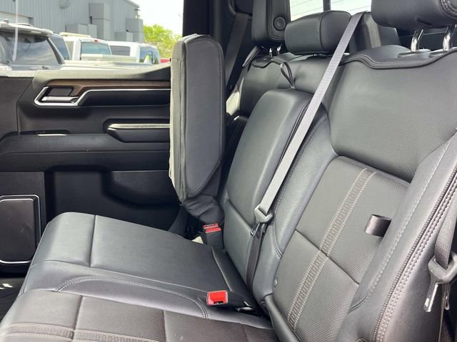 Used 2024 Chevrolet Silverado 1500 High Country w/ High Country Premium Package image 21