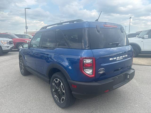 Certified 2023 Ford Bronco Sport Outer Banks w/ Tech Package AWD/4WD image 7